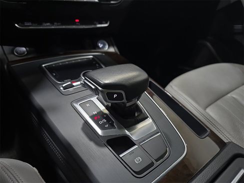 Used 2018 Audi Q5 Prestige w/ Prestige Package image 28