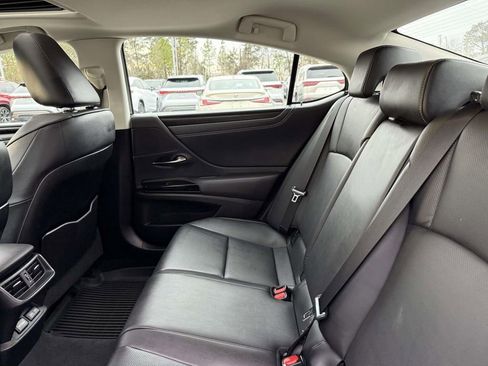 Used 2023 Lexus ES 350 Premium image 17