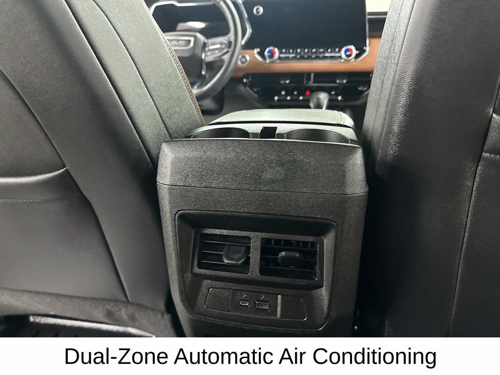 Used 2024 GMC Canyon AT4 w/ AT4 Premium Package AWD/4WD image 27