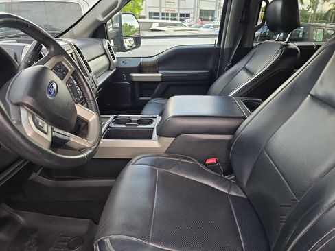 Used 2018 Ford F250 Lariat w/ Lariat Ultimate Package image 15