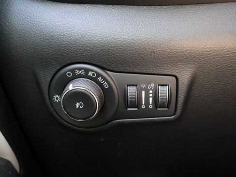 New 2026 Jeep Compass Limited AWD/4WD image 31