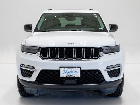 Used 2023 Jeep Grand Cherokee Limited AWD/4WD image 4