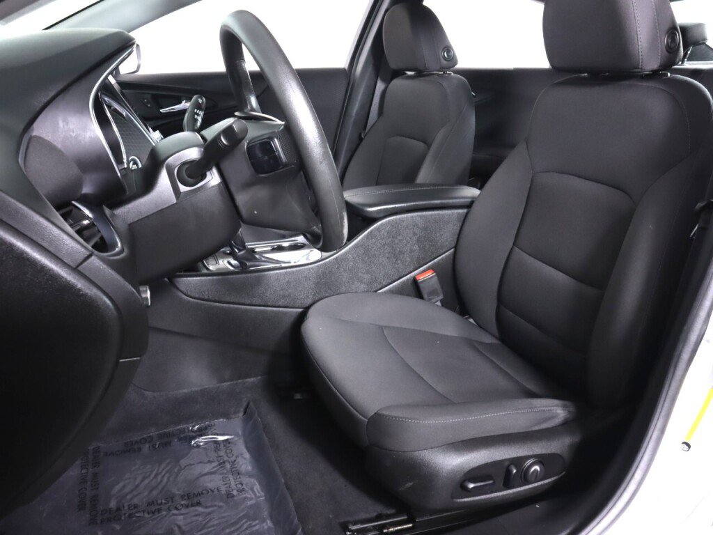 Used 2019 Chevrolet Malibu LT FWD image 29