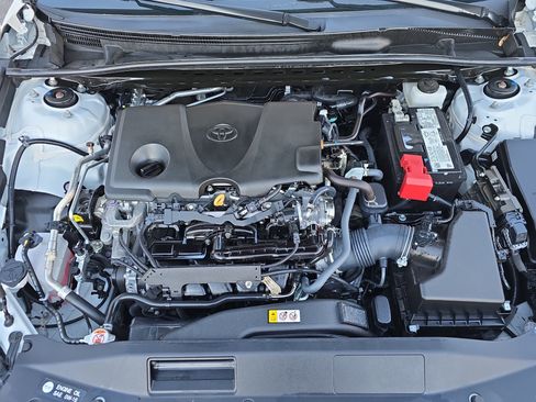 Used 2024 Toyota Camry SE image 29