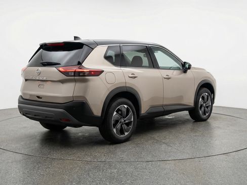 Used 2025 Nissan Rogue SV image 9