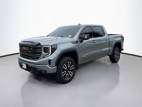 Used 2025 GMC Sierra 1500 AT4 image 3
