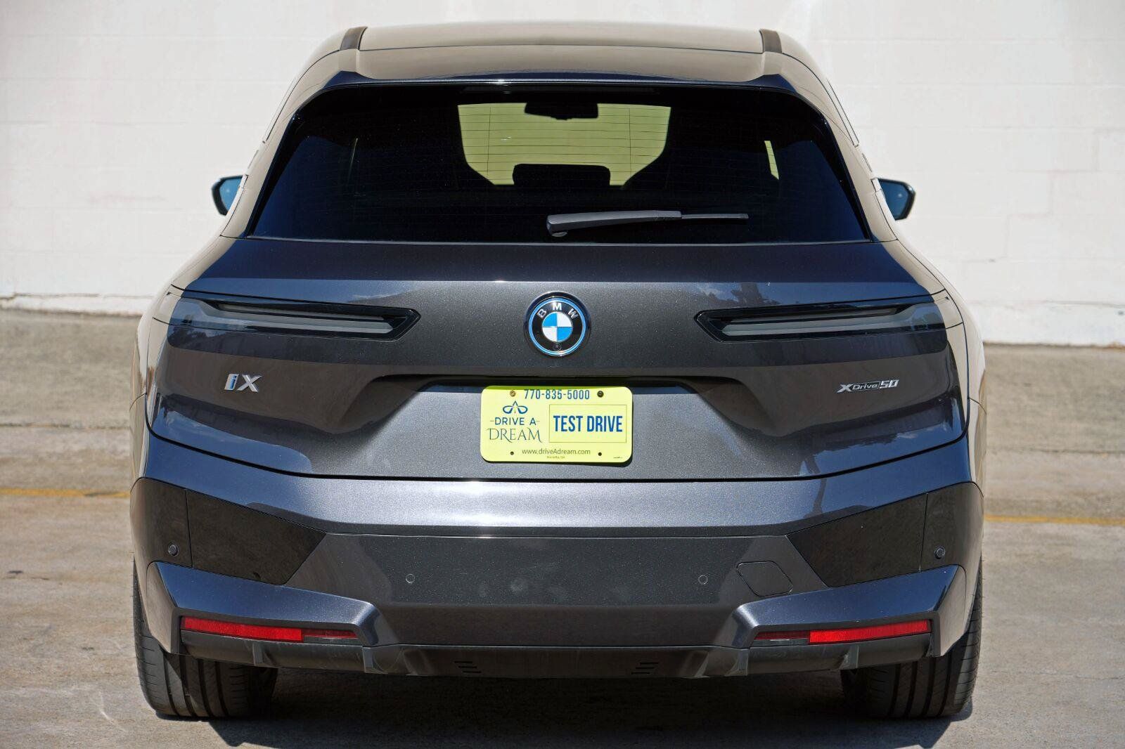 Used 2022 BMW iX xDrive50 w/ Premium Package AWD/4WD image 56