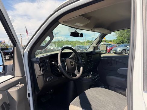 Certified 2025 Chevrolet Express 2500 w/ Driver Convenience Package RWD image 14