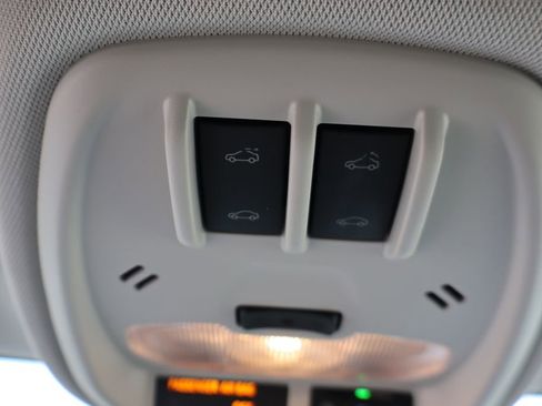 Used 2025 Chevrolet Trax ACTIV w/ Sunroof Package FWD image 24
