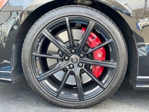 Used 2023 Audi S8 AWD/4WD image 24