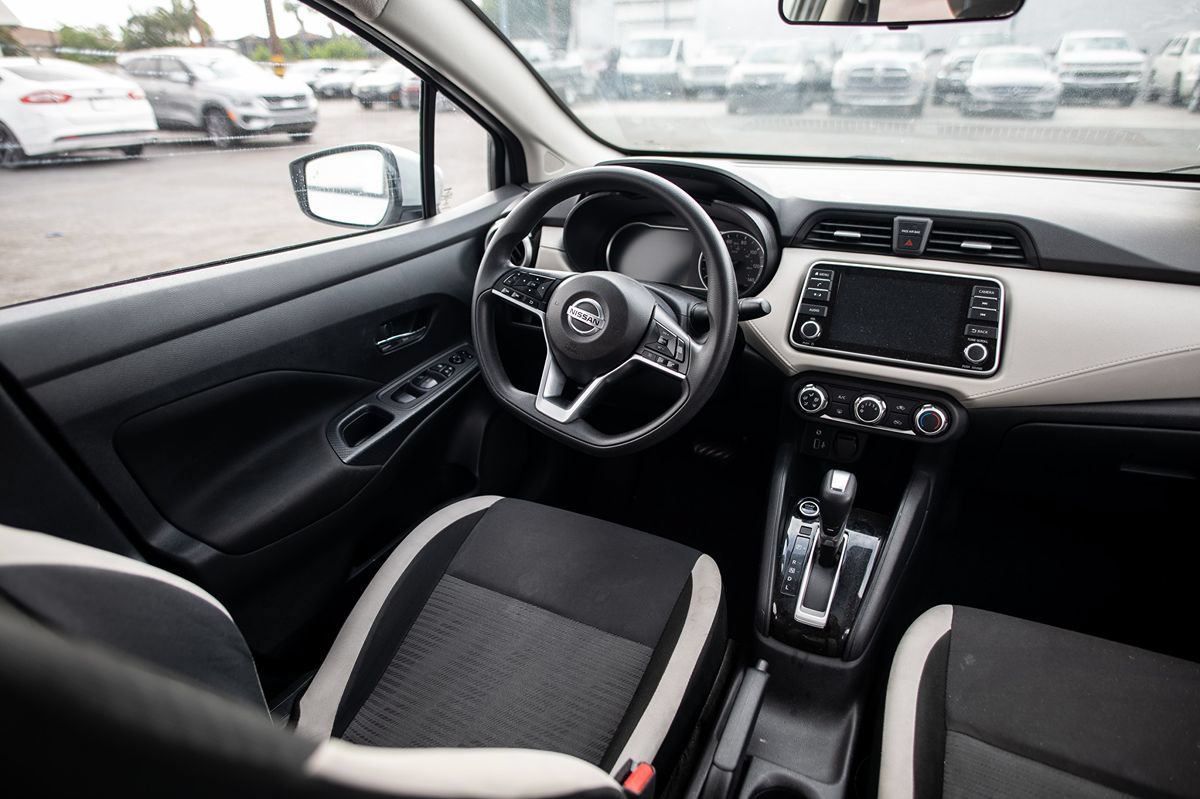 Used 2021 Nissan Versa SV FWD image 26