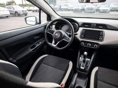 Used 2021 Nissan Versa SV image 26