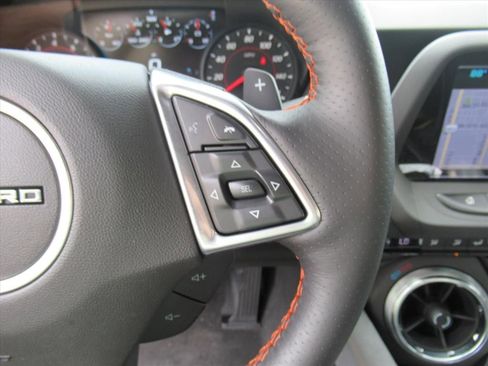 Used 2017 Chevrolet Camaro LT RWD image 22
