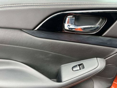 Used 2021 Nissan Maxima Platinum w/ Sport Mat Group image 12