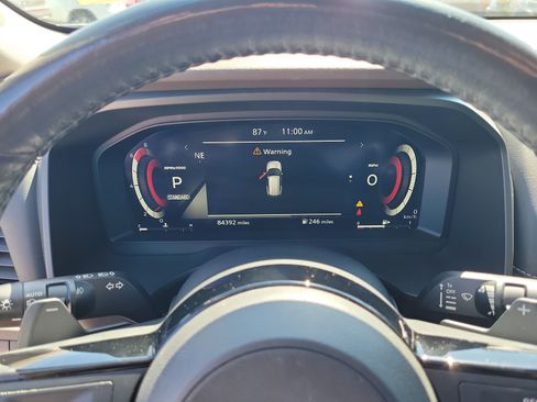 Used 2021 Nissan Rogue Platinum FWD image 19