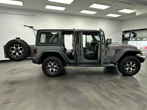 Used 2019 Jeep Wrangler Unlimited Rubicon image 25