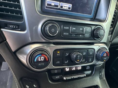 Used 2019 Chevrolet Tahoe LT RWD image 13