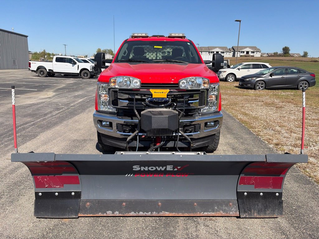 Used 2017 Ford F350 XLT w/ XLT Value Package AWD/4WD image 2