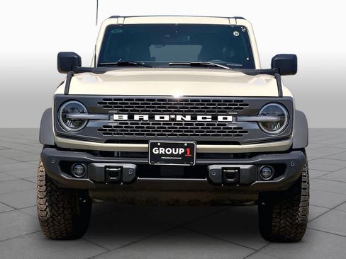 New 2026 Ford Bronco Badlands AWD/4WD image 3