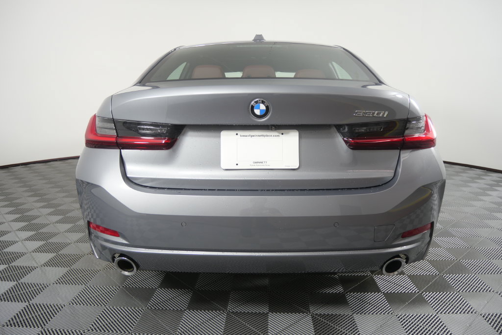 Used 2026 BMW 330i Sedan RWD image 5