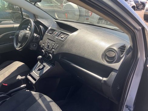 Used 2012 MAZDA MAZDA5 Sport FWD image 13