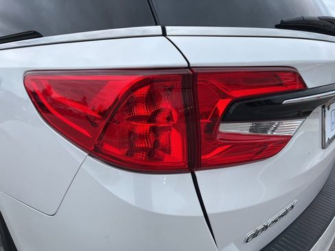 Used 2024 Honda Odyssey EX-L image 7