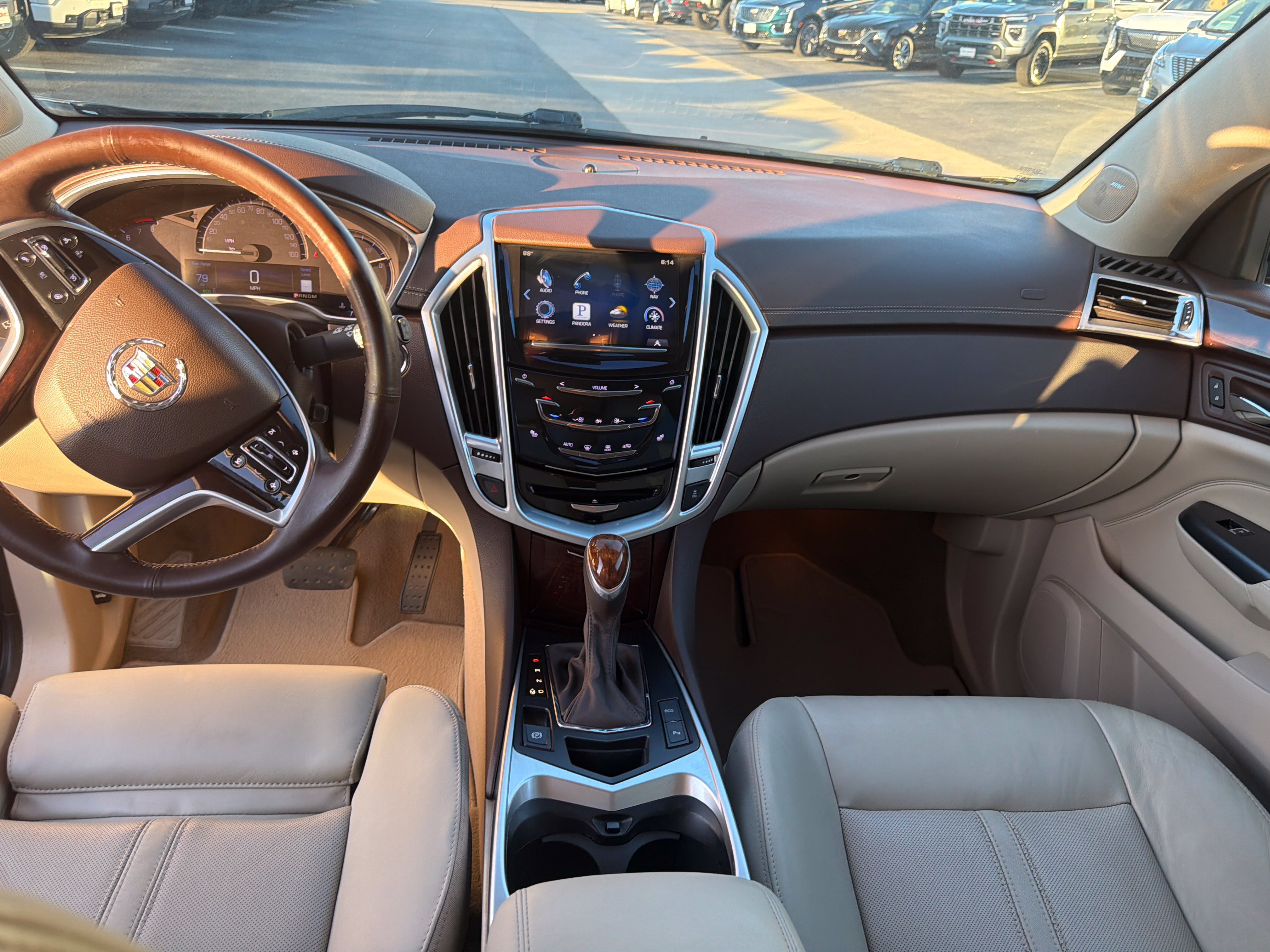Used 2014 Cadillac SRX Luxury FWD image 16