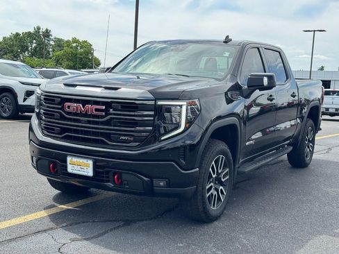 Used 2023 GMC Sierra 1500 AT4 w/ AT4 Premium Package AWD/4WD image 8