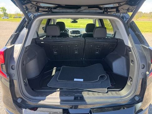 Used 2024 GMC Terrain SLE w/ Driver Convenience Package AWD/4WD image 19