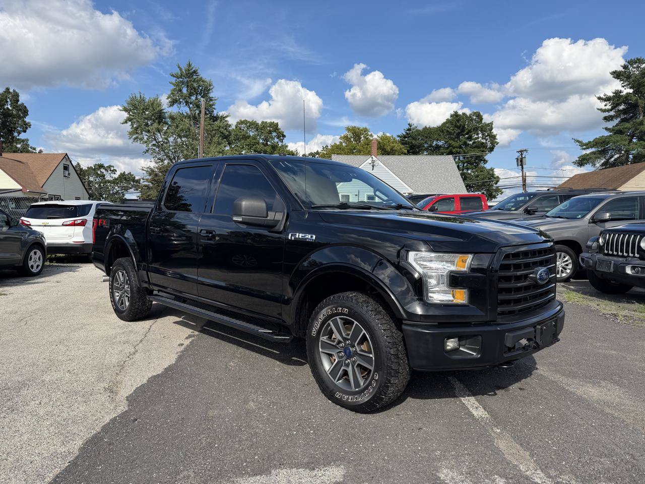 Used 2016 Ford F150 XLT w/ Equipment Group 301A Mid AWD/4WD image 3
