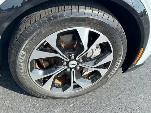 Used 2023 Ford Mustang Mach-E Premium AWD/4WD image 7