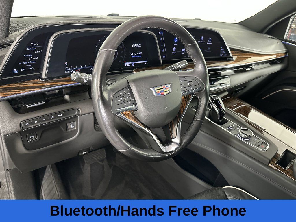 Used 2023 Cadillac Escalade Premium Luxury AWD/4WD image 13