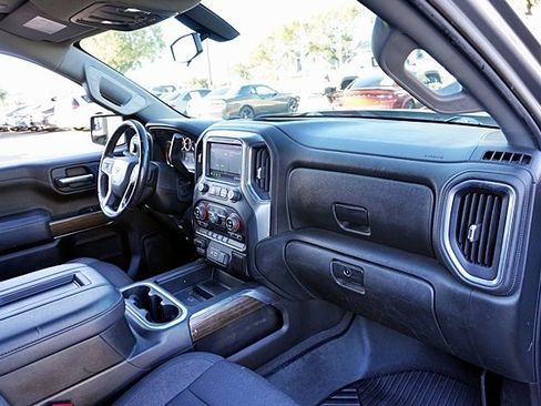 Used 2021 Chevrolet Silverado 1500 LT Trail Boss w/ Bed Protection Package image 12