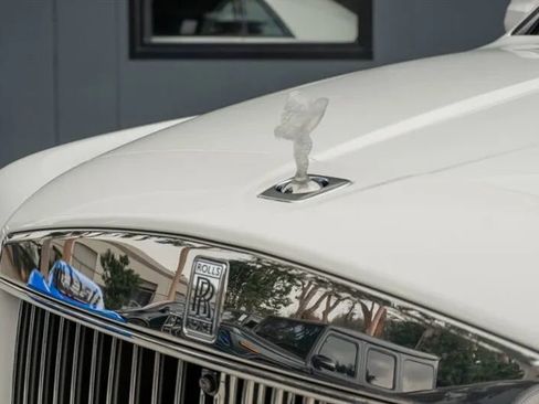 Used 2025 Rolls-Royce Cullinan image 22