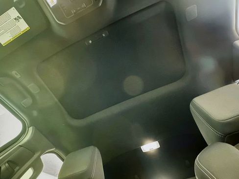 Used 2024 Toyota Tacoma TRD Off-Road image 15