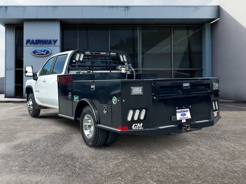 Used 2024 Chevrolet Silverado 3500 LT w/ Convenience Package AWD/4WD image 4