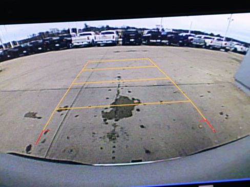 Used 2020 Chevrolet Silverado 1500 Custom w/ Custom Value Package image 19