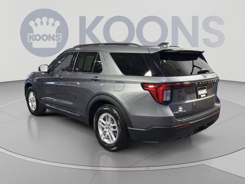 Used 2025 Ford Explorer Active RWD image 4