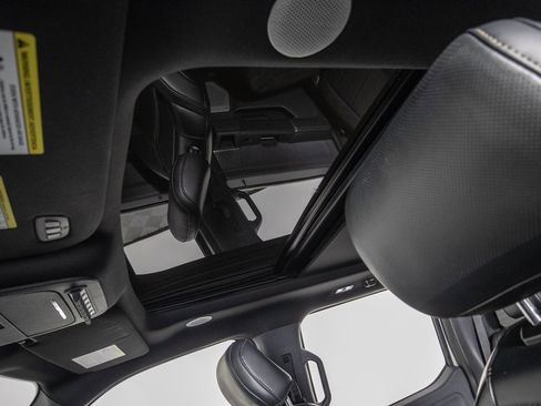 Used 2023 Ford F150 Raptor w/ Raptor Carbon Fiber Package image 32