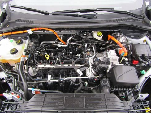 Used 2025 Ford Escape ST-Line Select w/ Tech Pack #1 AWD/4WD image 39
