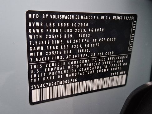 New 2026 Volkswagen Taos SEL image 11