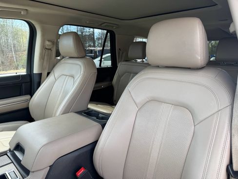 Used 2023 Ford Expedition Max Limited image 26