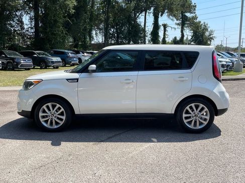 Used 2019 Kia Soul + image 29