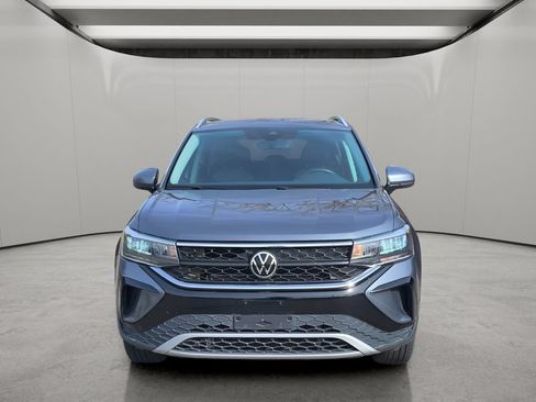 Used 2023 Volkswagen Taos SE w/ Black Wheel Package FWD image 6