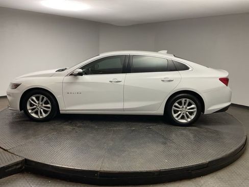 Certified 2018 Chevrolet Malibu LT FWD image 4