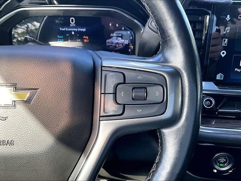 Used 2022 Chevrolet Silverado 1500 LT w/ Protection Package AWD/4WD image 21