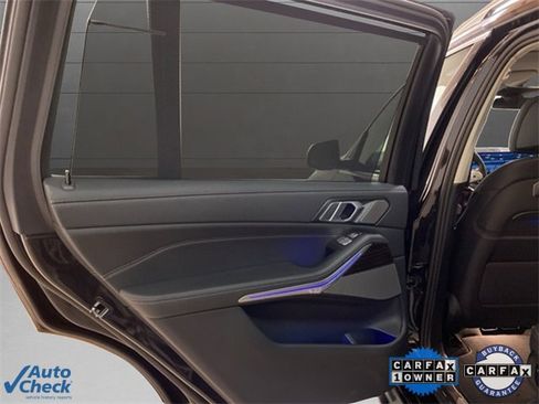 Used 2024 BMW X7 xDrive40i w/ Premium Package image 85