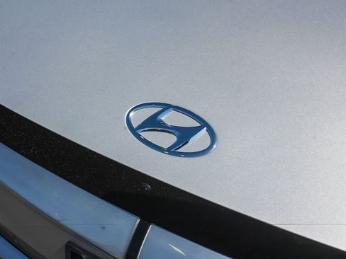Used 2023 Hyundai Ioniq 5 Limited AWD/4WD image 14