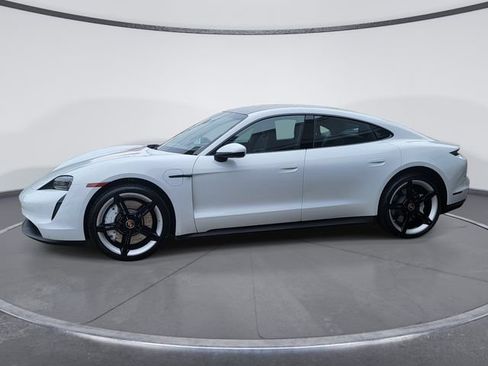 Used 2024 Porsche Taycan w/ Sport Chrono Package RWD image 5