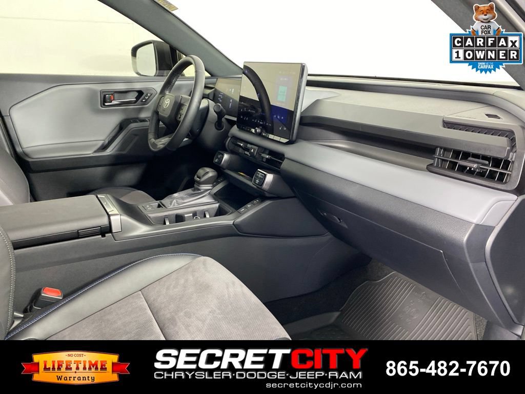 Used 2026 Toyota RAV4 XSE w/ Weather Package AWD/4WD image 31
